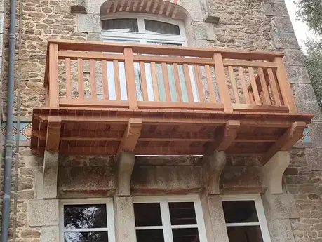 charpentier  à Saint-Lyphard - image 2