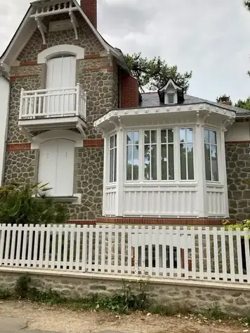 charpentier  à Saint-Lyphard - image 3