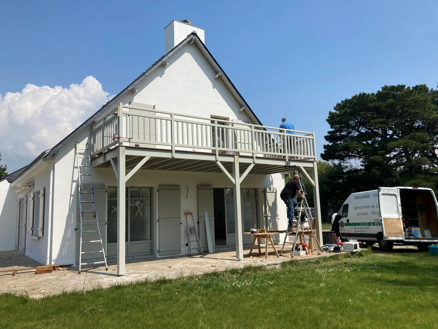 fabricant de pergolas en bois saint malo de guersac