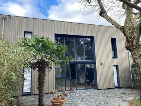 rénovation de meubles en bois à Guérande - image 4