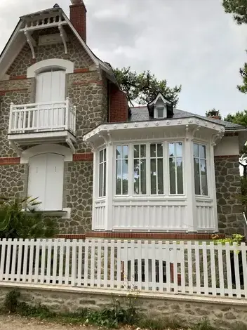 rénovation de meubles en bois à Saint-Lyphard - image 2